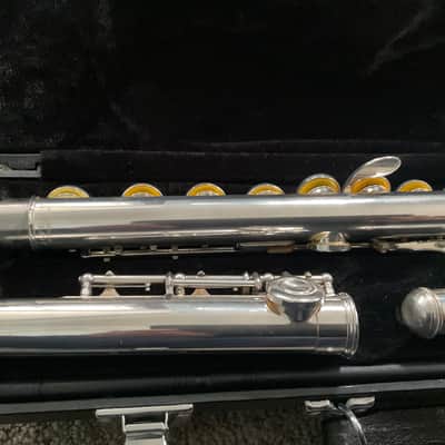 Yamaha Advantage Flute All New Pads, Clean image 7