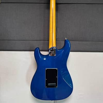 2021 Limited edition Fender American Ultra Stratocaster Denim Burst image 4