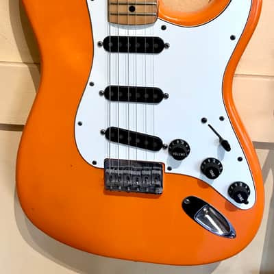 Fender Stratocaster Hardtail / 1981 / Capri Orange / International color series image 2