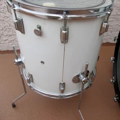 Rogers Vintage Londoner Drum Set Fullerton  White Swivomatic Script 22,12,13,16 READ image 11