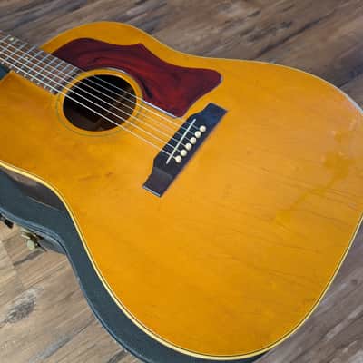 Gibson J-50 Sloped Shoulder Acoustic Dreadnought Guitar 1967 W/Gibson Case image 2