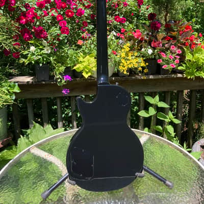 Gibson Les Paul Studio in Black with Seymour Duncan Pickups image 9