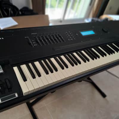 Kurzweil K2500X Sintetizador Workstation 88-keys