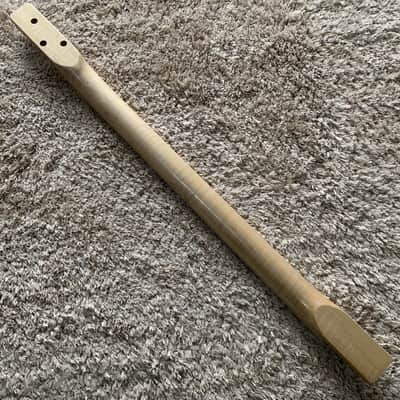3 String Cigar Box Guitar Maple Neck, 22 Frets Fingerboard image 5