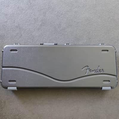 Fender Player Stratocaster HSS with Pau Ferro Fretboard - Polar White image 16