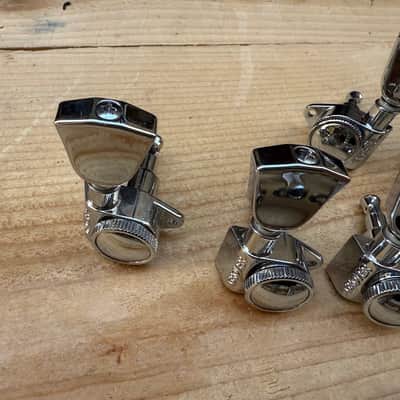 Grover 502CK Roto-Grip Locking 3+3 Tuning Machines - Chrome with Keystone Buttons image 6