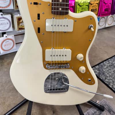 Squier J Mascis Jazzmaster - Vintage White image 4