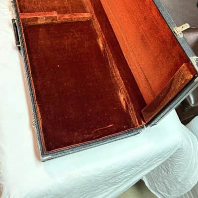 VINTAGE 1976 FENDER MUSTANG BASS CASE image 3