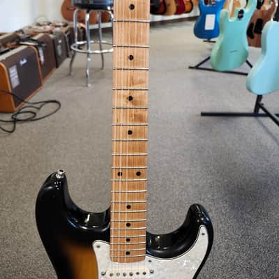 Used 2004 Fender AVRI '57 Stratocaster - 2-Color Sunburst w/ Upgraded Pickups and Case image 5