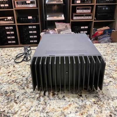 Halfer DH-220 (1985) Power Amplifier - Grey image 3