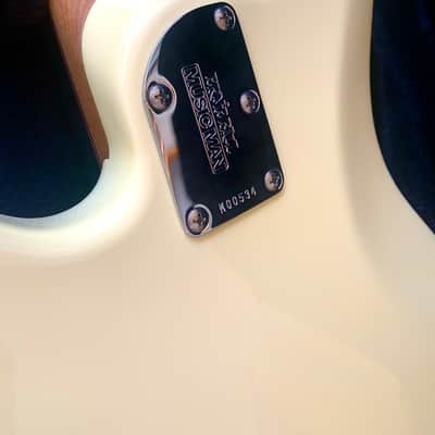 Ernie Ball Music Man StingRay Special 4 H with Rosewood Fretboard - 2018 -  Buttercream image 6