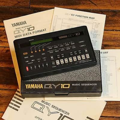1990s Yamaha QY10 Music Sequencer image 2
