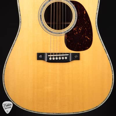 2018 - Martin D-42 - Sitka Spruce & Indian Rosewood image 3