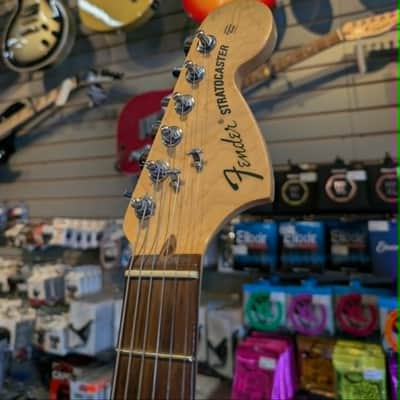 Fender American Special Stratocaster HSS with Rosewood Fretboard 2010 - 2018 - 3-Color Sunburst image 3