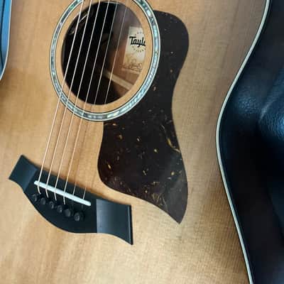 Taylor 517e Grand Pacific 2024 - Torrefied spruce top, Urban bark sides and back with shaded edge burst image 3