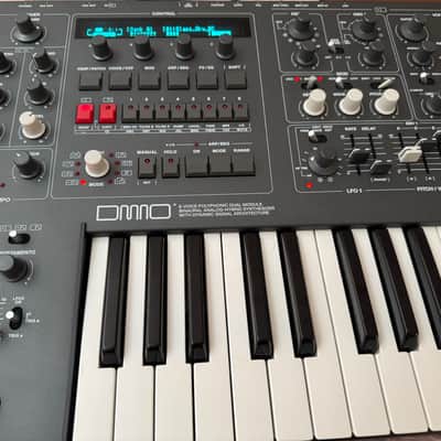 UDO DMNO Polyphonic Hybrid Keyboard Synthesizer (Black) image 2