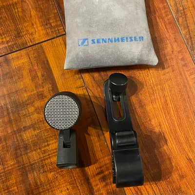 ☆Sennheiser MD 504 Cardioid Dynamic Drum Microphone With Mounting Clip and bag image 2