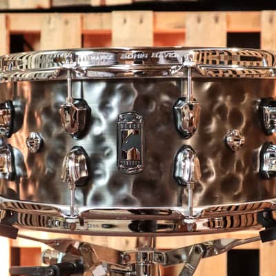 Mapex 14x6.5 Black Panther Persuader Hammered Brass Snare Drum image 1