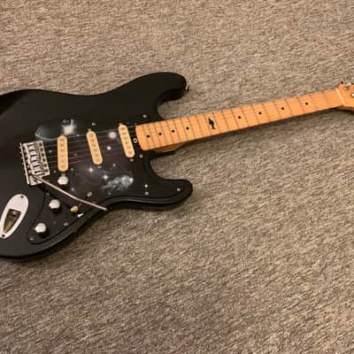 Marlin by hohner Stratocaster  Vintage Black electric guitar image 3