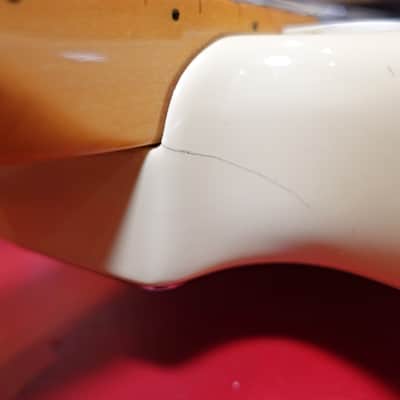 Squier II Standard Stratocaster with Maple Fretboard (Made in Korea) 1989 - 1992 - Frost White image 10