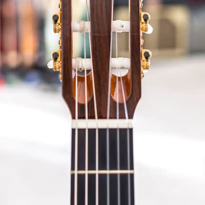 Admira Artista classical acoustic guitar image 4