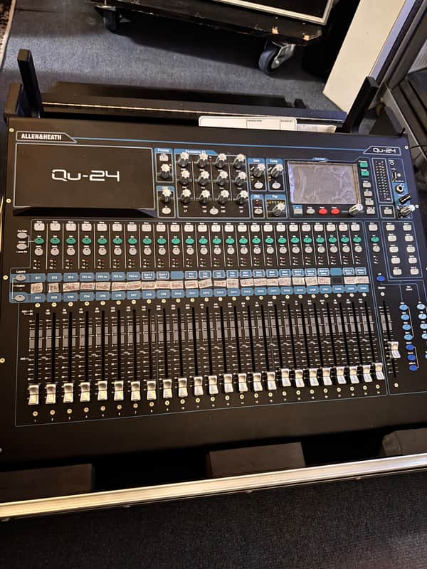 Allen & Heath QU-24C Chrome Edition 24-Channel Digital Mixer + AR2412 + Gatorcase GTourQU24 + Touret EtherCON 50m image 1