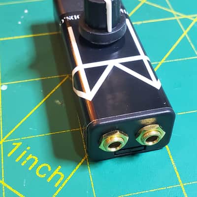 Moth Hunter Mods Command Pod Switchable Inline CV/Audio Attenuator 2022 image 3