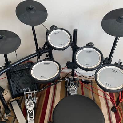 Roland TD-1DMK V-Drum Kit with Mesh Pads 2010s - Black image 1