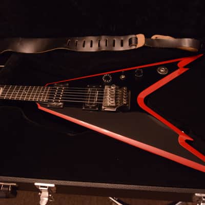Dean Dimebag Darrell Razorback Flying V Pantera Signature Dime Guitar Black Red Bevels + Hard Case image 2