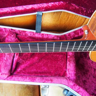 2011 Lowden F-32, AAA Sitka spruce top, Rosewood body, LR Baggs mic + Hiscox OHSC image 12