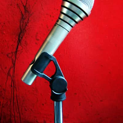Vintage 1970's AKG D330BT / D320B dynamic hyper cardioid microphone Low Z w mic clip Tears For Fears ABBA Shure SM58 # 1 image 12