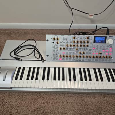 Korg Radias 2000s - With Keyboard