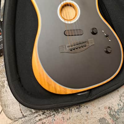 Fender American Acoustasonic Stratocaster w/Deluxe 1225 Gig Bag image 1