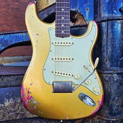 2016 Fender Custom Shop - Wildwood 10 - '61 Strat - Heavy Relic - Aztec Gold / Pink Paisley - Cruz Pickups image 1