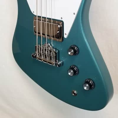 Gibson Non-Reverse Thunderbird Electric Bass Guitar, Faded Pelham
Blue W/ Case image 9