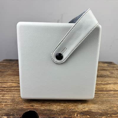 Positive Grid Spark 40-watt 2x4" Combo Amplifier - Pearl White image 4