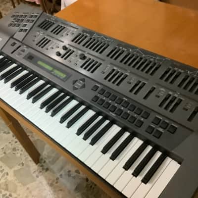 Roland JD-800 61-Key Programmable Synthesizer 1991 - 1995 - Carbon image 10
