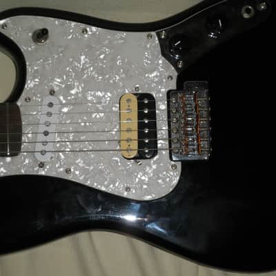 Squier Cyclone Black image 3