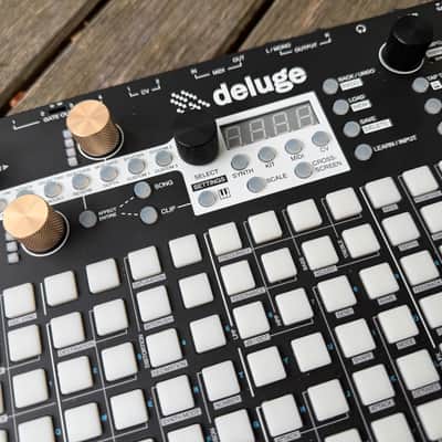 Synthstrom Audible Deluge 64-Voice Desktop Synthesizer with Numeric Display 2016 - 2022 - Black image 3