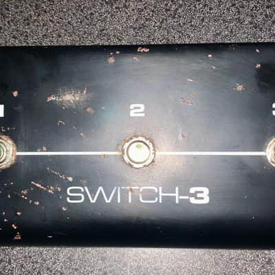 TC Helicon Switch-3, Footswitch image 1