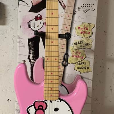 Fender Squier Hello Kitty Stratocaster w/matching gig bag, strap, original box Pink 2005 Rare Like image 14