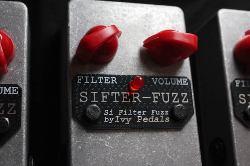 Ivy Pedals Sifter Fuzz - Silver/Red Si Filter Fuzz 2025 image 1