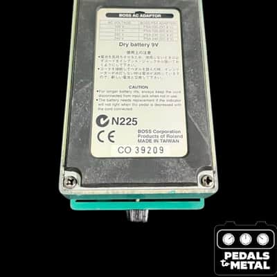 Boss TR-2 Tremolo (Silver Label) 1997 - Present - Green - X18992 image 5