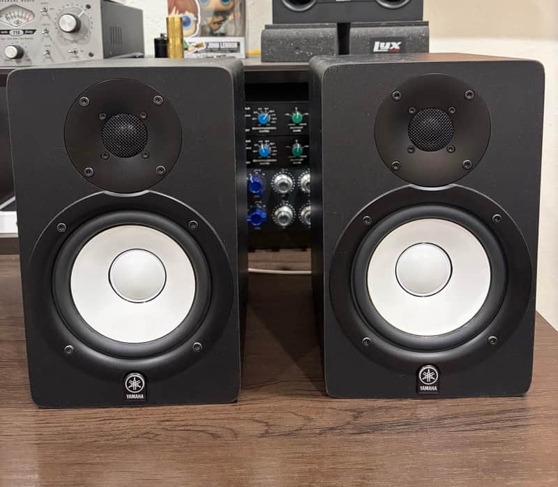 Yamaha HS50M Powered Studio Monitor (Pair) 2010s - Black image 1