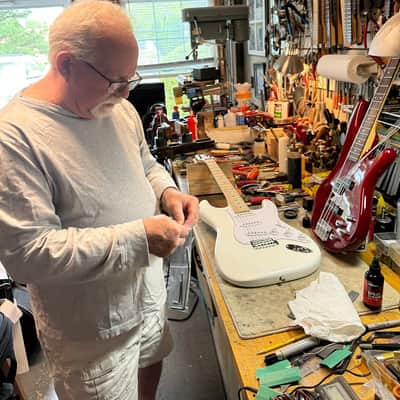 Grande Custom Guitars Grande Custom Guitar: Signed and Setup by Eddie Van Halen's luthier Paul 'Unk' Unkert 2024 - Satin White image 7