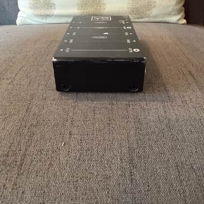 Vertex Pedalboard Buffer Interface 2021 - Present - Black image 5