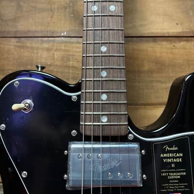 Fender American Vintage II 1977 Tele Custom RW 3-Tone Sunburst w/case image 8