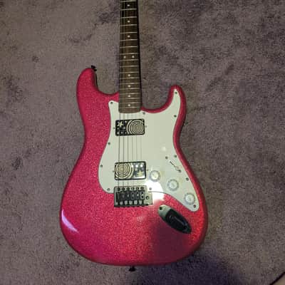 Squier Affinity Strat HH in Pink Candy Sparkle 2016 - Pink Candy Sparkle image 1