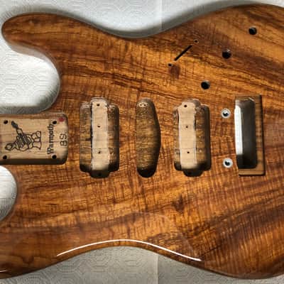 Warmoth Amazing Flame Koa Top, Walnut Body Strat, HSH
