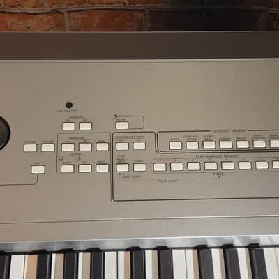 Yamaha MM8 Synthesizer w/ SKB HSC image 7